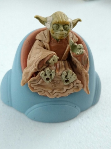 Yoda Episodio 1 Con Silla Del Consejo Jedi Remate (Usado)