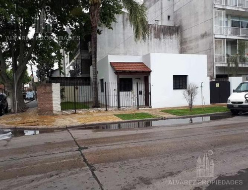 Imagen 1 de 8 de Casa - Castelar Norte