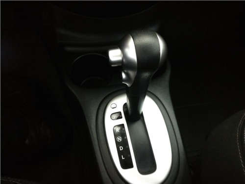 Nissan Versa 1.6 16v Flex Sv 4p Xtronic
