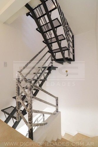 Duplex De 5 Ambientes A Estrenar En Tigre