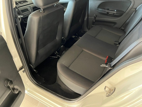 Imagen 9 de 16 de Volkswagen Gol Trend 2020 1.6 Trendline 101cv Y Cuotas
