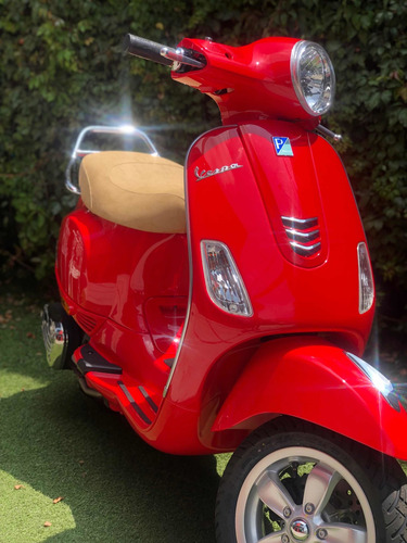 Imagen 2 de 5 de Vespa Edición México
