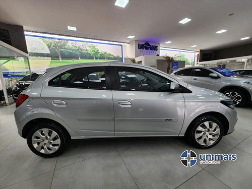 Chevrolet Onix 1.4 MPFI LT 8V FLEX 4P MANUAL