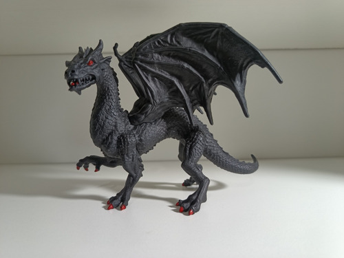 Figura Twilight Dragon Fantasy Safari Ltd. 2013