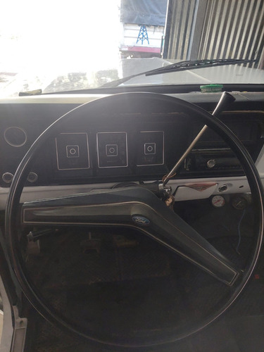 Ford F-100 3.6 Std