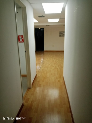 Imagen 8 de 15 de Oficina En Alquiler En La Mejor Zona De Las Mercedes