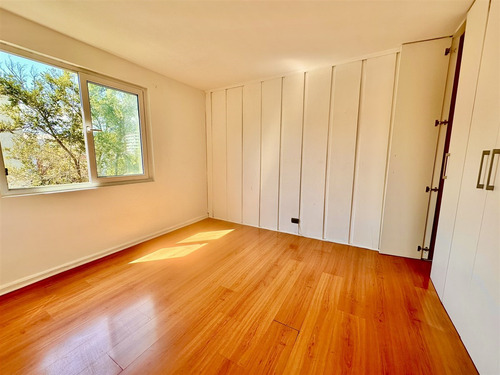 Departamento En Venta De 2 Dorm. En Providencia