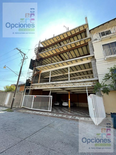 Imagen 1 de 2 de Edificio Comercial - Fraccionamiento Las Granjas