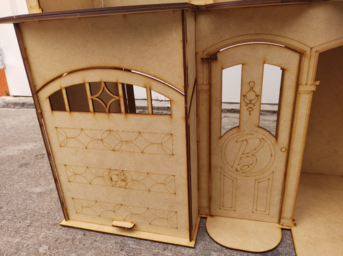 Casita De Muñecas Barbie Ejecutiva Casa Fibrofacil 3 Pisos