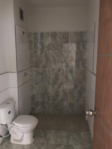 Imagen 9 de 10 de Venta De Apartamento En Mañongo Cod. 143578
