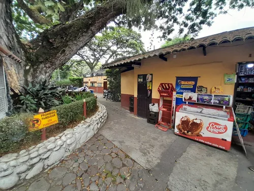 Apartamento En Arriendo En Puente Del Comercio. Cod A8014609
