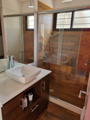 Imagen 17 de 30 de Casa Totalmente Reciclada En Las Toscas 982lt