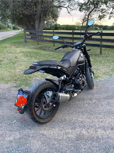 Benelli Leoncino 500