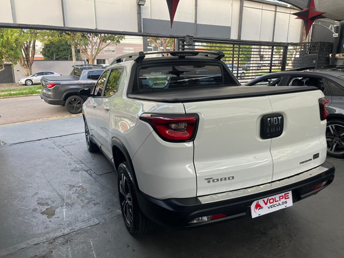 Fiat Toro 1.3 Freedom 16v Turbo Flex 4x2 Aut. 4p