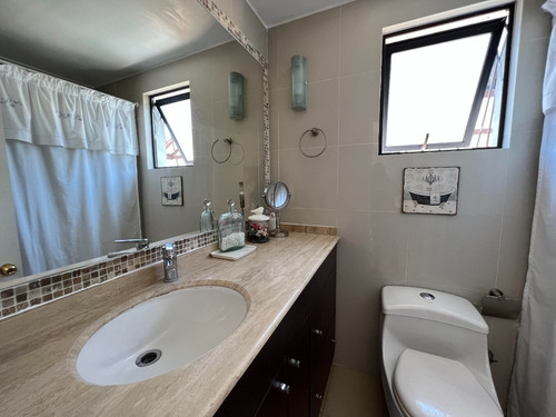 Imagen 17 de 26 de Linda Casa, San Miguel Arcangel, Estoril Las Condes.