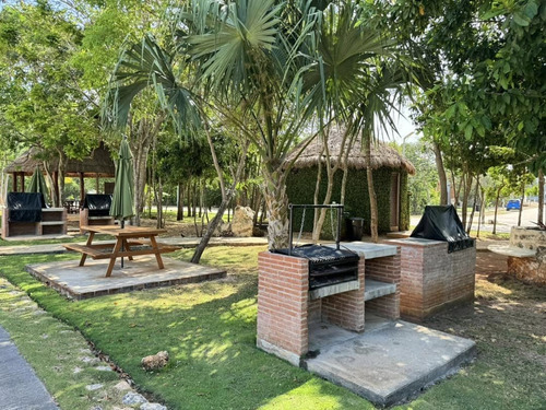 Terreno En Venta En Paseo De La Selva, Cancún