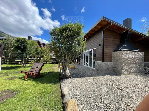 Turístico En Venta Ubicado En Cerro Catedral, Bariloche, Patagonia