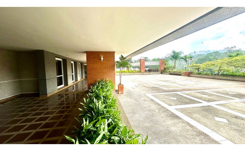 Vendo Apto 223m2 4h/5b/3p Lomas De La Lagunita 2890