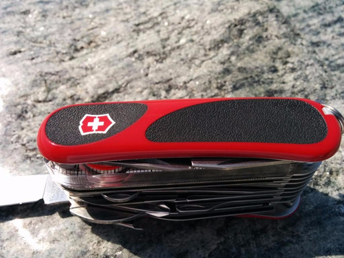 Evolution Grip S54 Victorinox 2.5393.sc Color Rojo/negro
