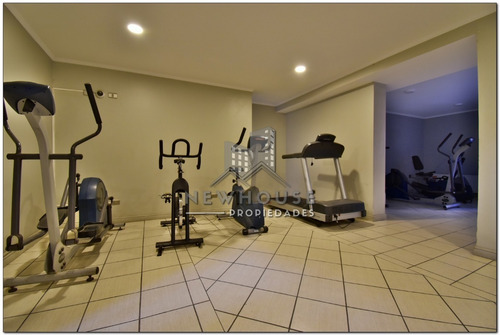 Imagen 10 de 11 de Oportunidad - Mejor Sector De El Golf - Piso Bajo
