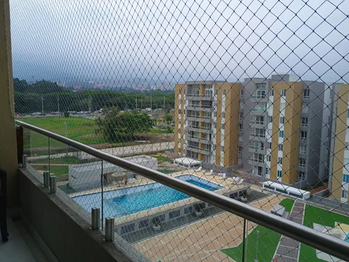 Venta Apartamento Sur De Cali. Barrio Bochalema, A Unas Cuadras De La Universidad Autonoma. Septimo Piso