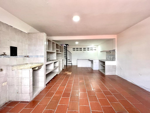 Imagen 4 de 9 de Local En Alquiler En Barrio Obrero