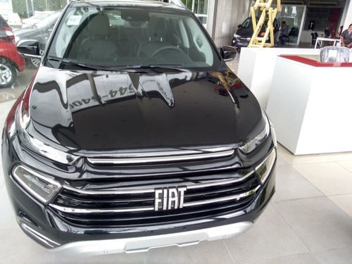 Imagen 2 de 15 de Fiat Toro Volcano 4x4 Diesel R