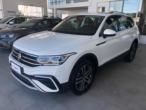 Volkswagen Tiguan Elegance 1.4 Tsi