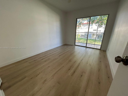 Century Village En Pembroke Pines - Miami