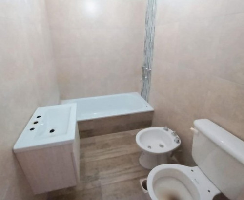 Imagen 12 de 14 de Departamento Semipiso Al Frente De 2 Ambientes A Estrenar, 4 Piso, 57 M2. Lanus Centro.