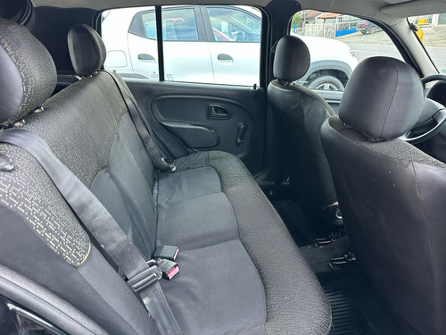 Renault Clio Expression 1.0 16v 4p
