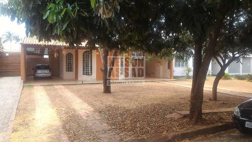 Imagem 2 de 21 de Casa Assobradada Para Venda No Bairro Jardim Karaíba, 3 Dorm, 1 Suíte, 7 Vagas, 220 M - 1580