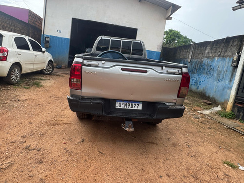 Toyota Hilux 2.8 Tdi Std Cab. Simples 4x4 2p