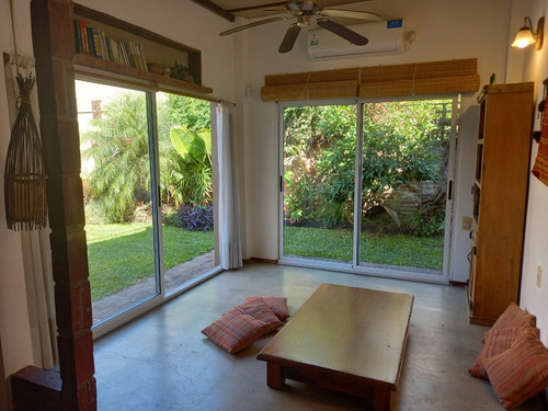 Casa 4 Ambientes, Con Jardín, Parrilla, Terraza Y Espacio De Usos Múltiples, En Villa Ballester.