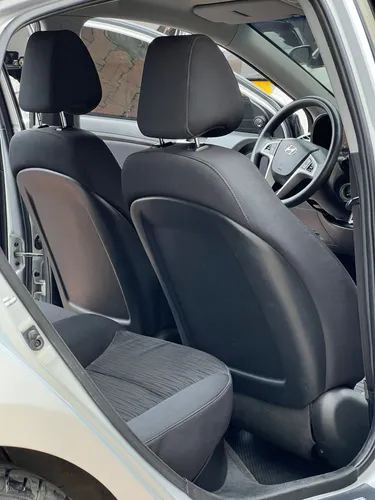 Hyundai Accent 1.3 Gl 5 p