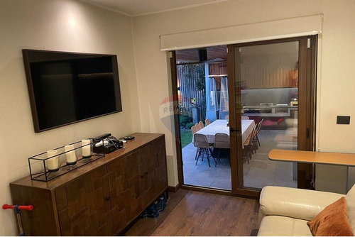 Bella Casa En Las Condes, Se Acepta Novacion