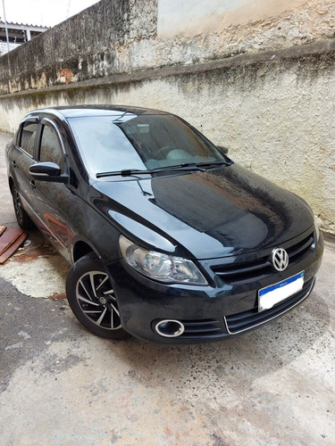 Volkswagen Voyage 2013 1.6 Vht Comfortline Total Flex 4p
