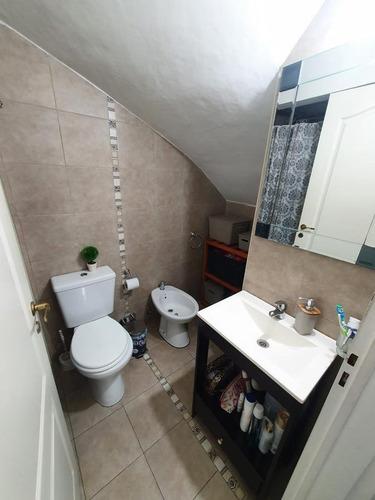 Imagen 10 de 20 de Sólido Ph De 3 Ambientes Con Patio En Planta Baja. Reciclado A Nuevo