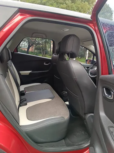 Renault Captur INTENS 4X2 2000CC AT AA