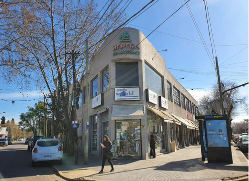 Edificio Comercial En Centro De Maschwitz - Av. Villanueva