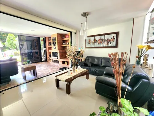 Casa Par La Venta En Envigado La Calleja