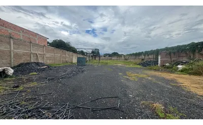 Lote y casalote en venta