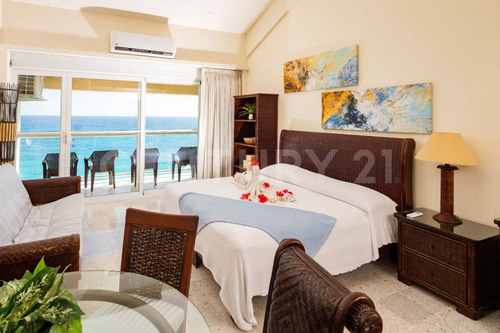 Penthouse A Orilla De Playa De Cancún La Mejor Ubicación En Venta C3921