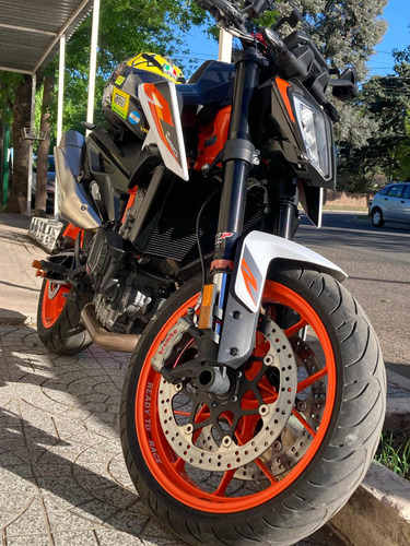 Ktm Duke 890 R Naked (como Nueva).