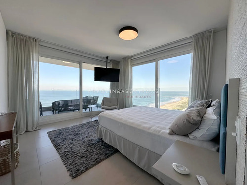 Departamentp En Venta En Edificio Le Parc Lll. Playa Brava; Punta Del Este