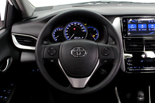 Toyota Yaris 1.5 Xl Plus Connect Flex 4p Automático Cvt 7