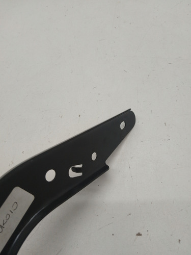 Soporte Trasero Estribo Lateral Izquierdo Toyota Hilux 05-15