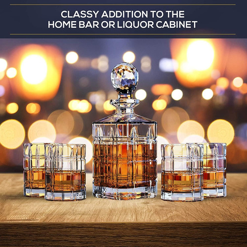 Decantador P/ Whisky Regal Trunk & Co. Con 4 Vasos, 860 Ml