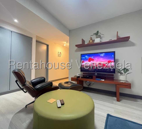 Apartamento En Venta. Urb. Campo Alegre. Cdo 25-14958