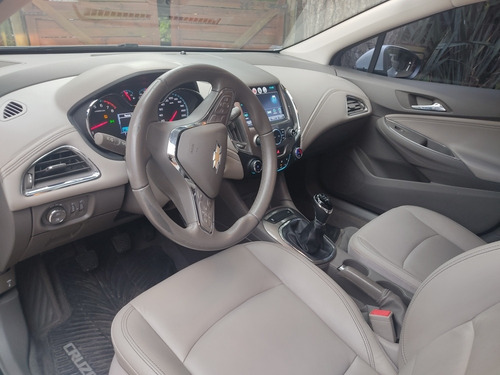 Imagen 8 de 9 de Chevrolet Cruze Sedan 1.4 Ltz Mt